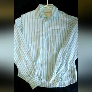 Ezra Fitch button down dress shirt. Size med.